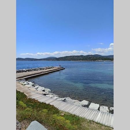 Bel Appartement Dans Le Golfe De Saint Tropez Ле Исамбр Екстериор снимка
